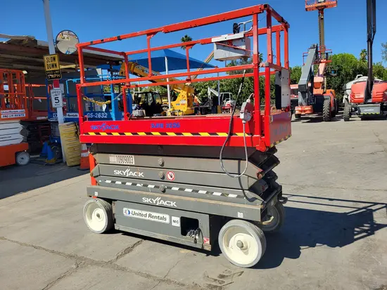 2019 Skyjack SJIII3226 Scissor Lift