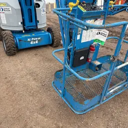 2018 Genie Z-34/22 IC Articulating Boom Lift