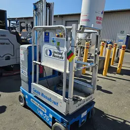 2016 Genie GR-20 Self-Propelled One-Person Lift