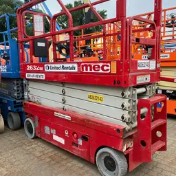 2017 MEC 2632SE Scissor Lift