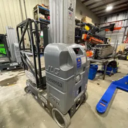 2017 JLG 20MVL Self-Propelled One-Person Lift