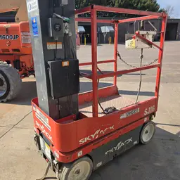 2019 Skyjack SJ16 Self-Propelled One-Person Lift