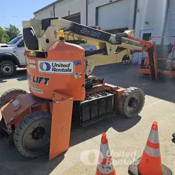 2015 JLG E450AJ Articulating Boom Lift
