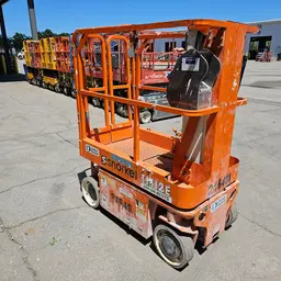 2020 Snorkel TM12E Self-Propelled One-Person Lift