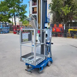 2018 Genie AWP-40SDC Pusharound Lift