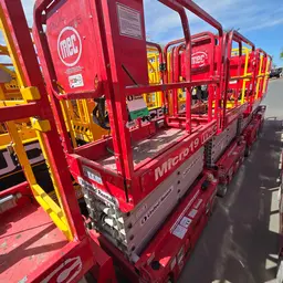 2018 MEC MICRO 19 Scissor Lift