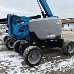 2015 Genie Z-62/40 Articulating Boom Lift
