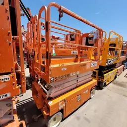2019 Snorkel S3219E Scissor Lift