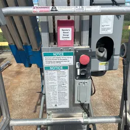2018 Genie AWP-30SDC Pusharound Lift