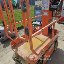 2019 JLG 1230ES Self-Propelled One-Person Lift