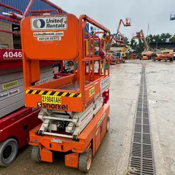 2019 Snorkel S3219E Scissor Lift