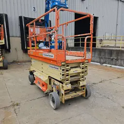 2018 JLG 3246ES Scissor Lift