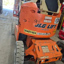 2015 JLG E450AJ Articulating Boom Lift