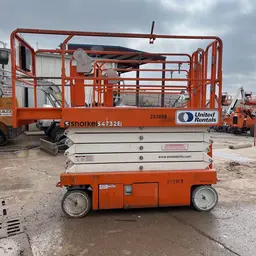 2018 Snorkel S4732E Scissor Lift