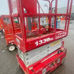 2017 MEC 1330SE Scissor Lift