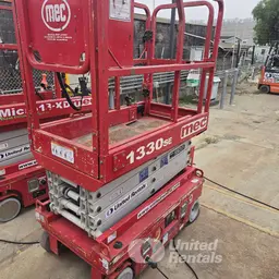 2017 MEC 1330SE Scissor Lift
