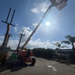2017 JLG 800AJ Articulating Boom Lift