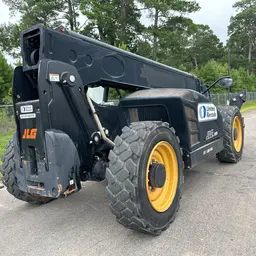 2019 JLG 1043 Forklift
