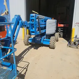 2016 Genie Z-45/25J IC Articulating Boom Lift