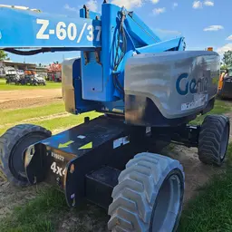 2017 Genie Z-60/37FE Articulating Boom Lift