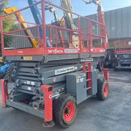 2018 Skyjack SJ8841RT Rough Terrain Scissor Lift
