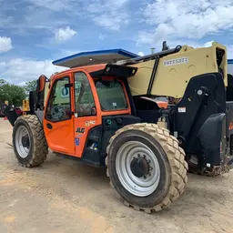 2018 JLG 1055 Forklift