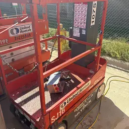 2018 Skyjack SJ16 Self-Propelled One-Person Lift