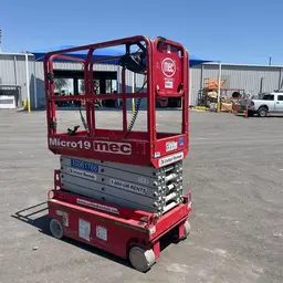 2019 MEC MICRO 19 Scissor Lift
