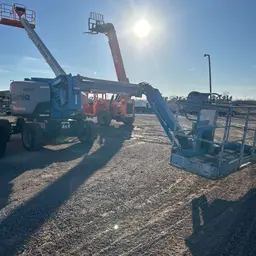 2016 Genie Z-62/40J Articulating Boom Lift