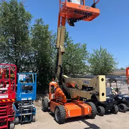 2016 JLG E450AJ Articulating Boom Lift
