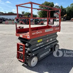 2018 Skyjack SJIII3226 Scissor Lift