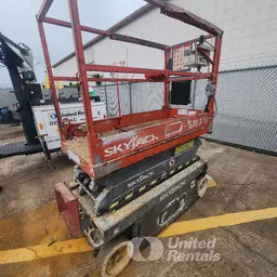 2016 Skyjack SJIII3219 Scissor Lift