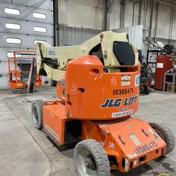 2015 JLG E400AJPN Articulating Boom Lift