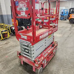 2019 MEC MICRO 19 Scissor Lift