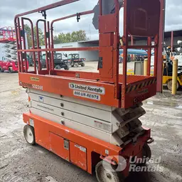 2019 Snorkel S3226E Scissor Lift