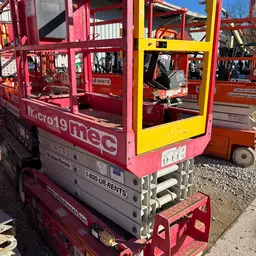 2018 MEC MICRO 19 Scissor Lift