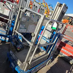 2018 Genie GR-20 Self-Propelled One-Person Lift
