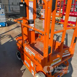 2019 Snorkel TM12E Self-Propelled One-Person Lift