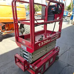 2018 MEC 1330SE Scissor Lift