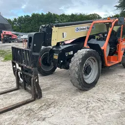 2017 JLG 642 Forklift
