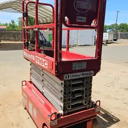 2019 MEC MICRO 19 Scissor Lift