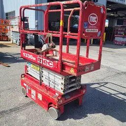 2018 MEC 1330SE Scissor Lift