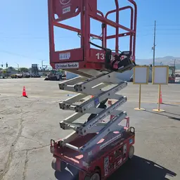 2019 MEC 1330SE Scissor Lift