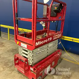 2018 MEC MICRO 19 Scissor Lift