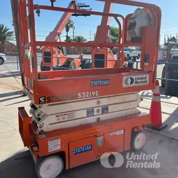 2018 Snorkel S3219E Scissor Lift