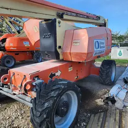 2017 JLG 800AJ Articulating Boom Lift