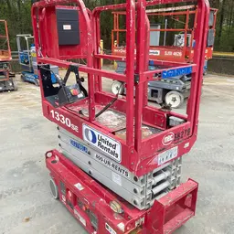 2018 MEC 1330SE Scissor Lift