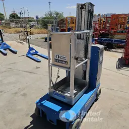 2016 Genie GR-20 Self-Propelled One-Person Lift