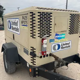 2018 Doosan P425/HP375WCUT4 Air Compressor
