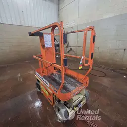 2017 JLG 1230ES Self-Propelled One-Person Lift